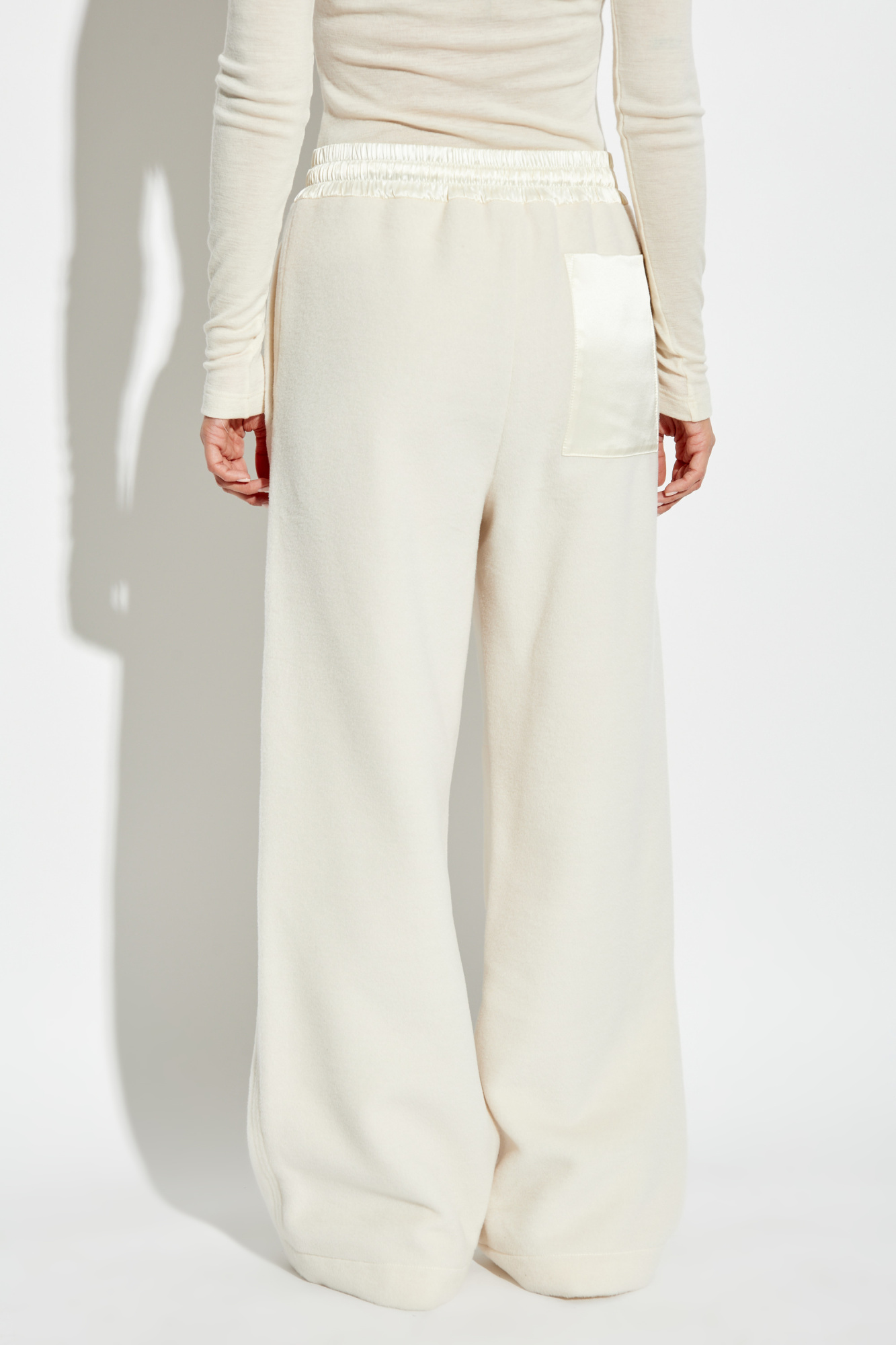 Trousers in Beige